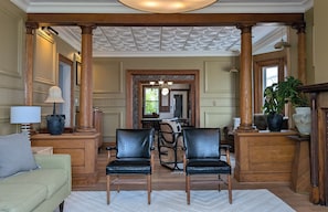 Living Room and Parlor - Seating