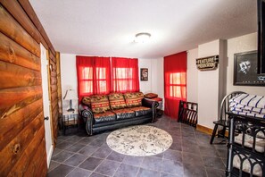 Hillside Hideaway's downstairs seating area