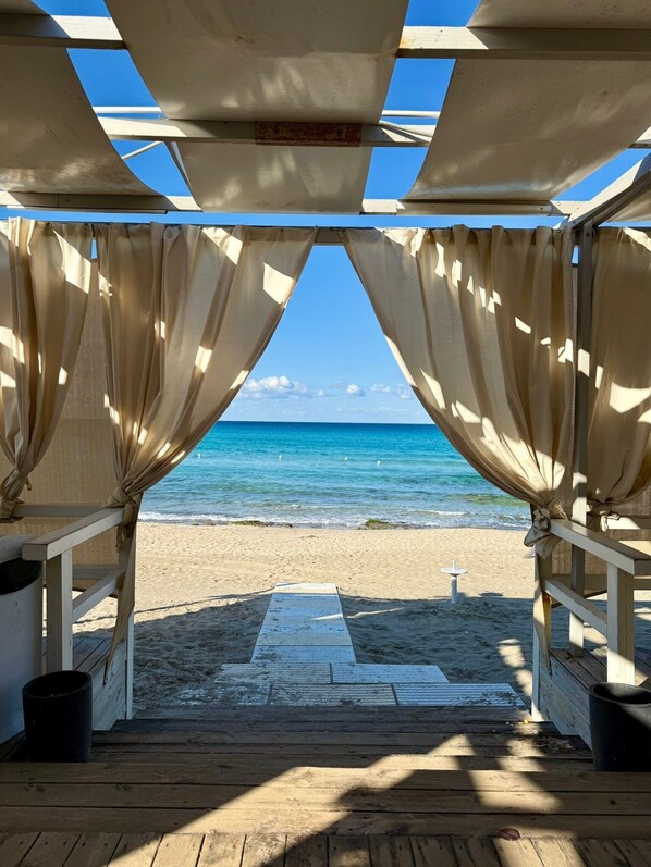 Strand