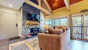 Indoors, Fireplace, Home Decor, Furniture, Living Room