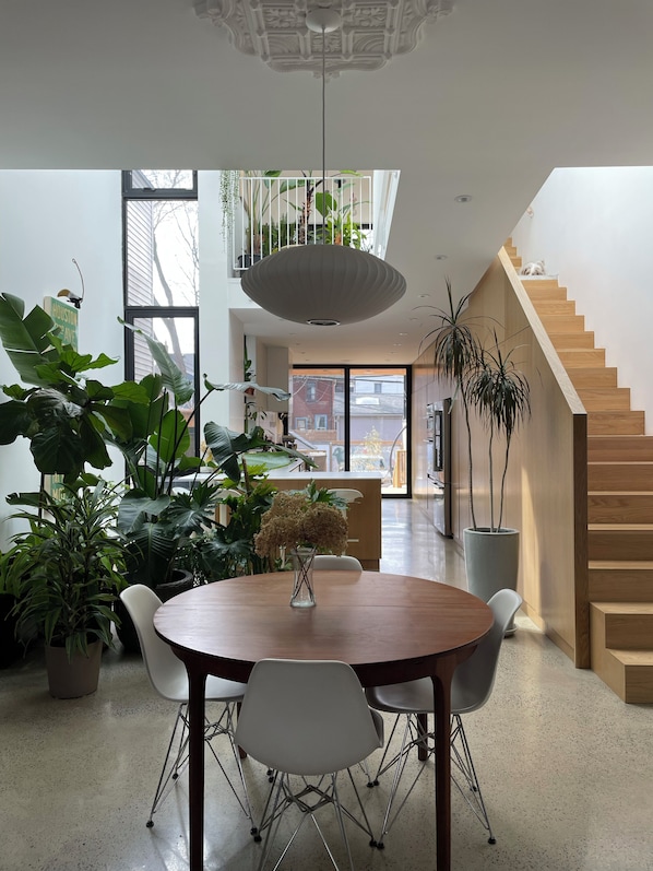 Dining room table opens up to fit 8