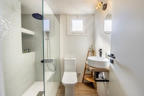Bain