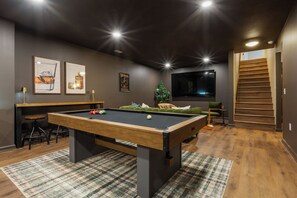 Spielezimmer