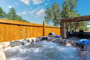 Hot tub