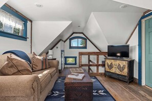 Living room area with Smart TV