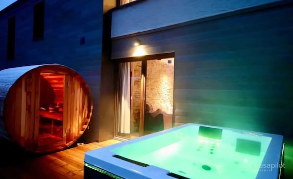 Jacuzzi