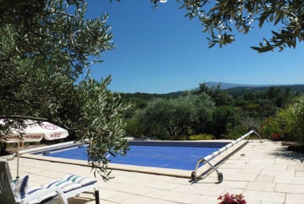 Vue sur piscine