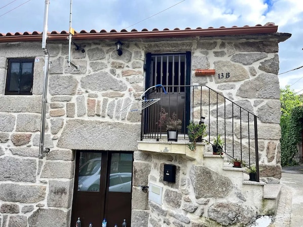 Façade