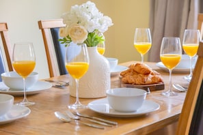 Dining details
