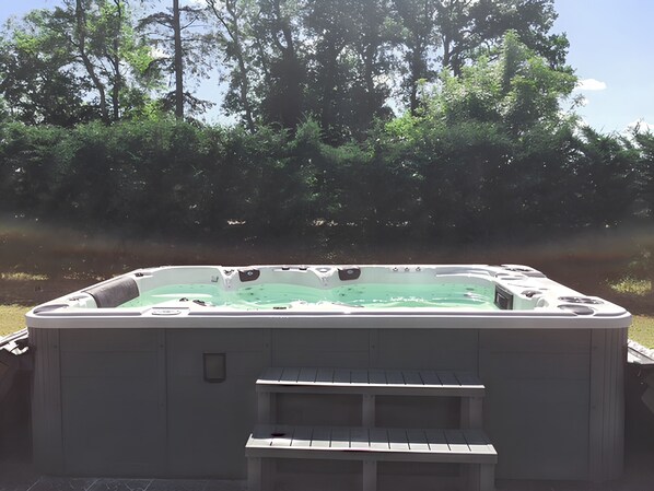 Jacuzzi