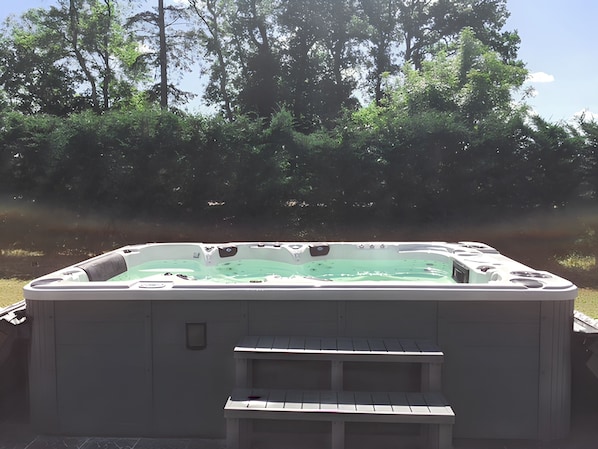 Jacuzzi