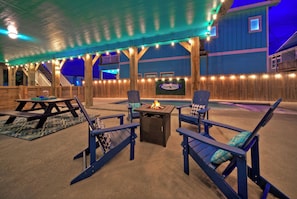 Cozy evenings by the firepit. (Boards N Bikinis)