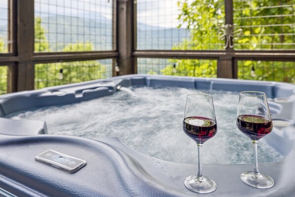 Outdoor spa tub