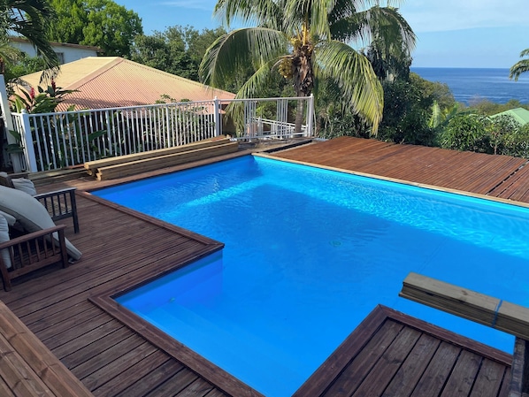 Vue sur piscine