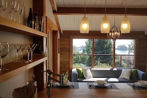 Sunrise to sunset the kitchen & lounge area is a perfect spot to unplug and reconnect.