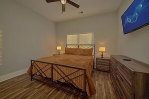 Main bedroom with King bed and TV