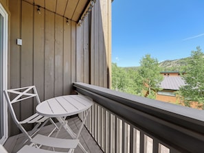 Ulkoruokailutilat
