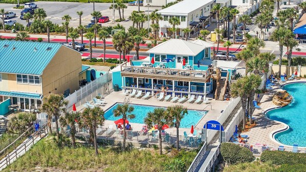 Beachside Pool and Restaurant with Beach Access