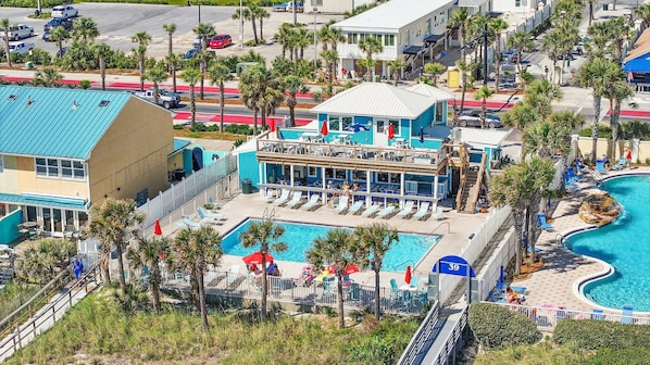 Beachside Pool and Restaurant with Beach Access