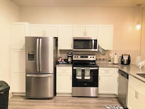 Full state of the art kitchen