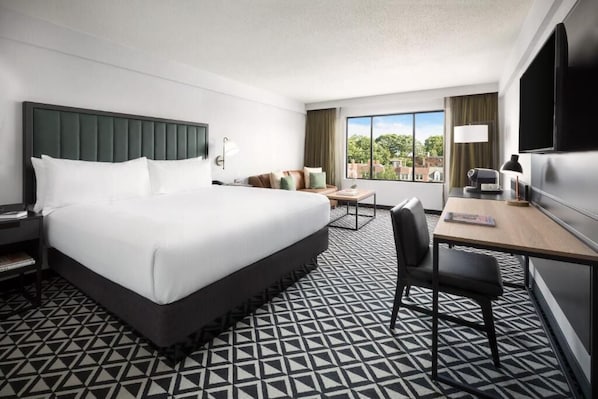 Comfortable Unit with King size bed