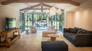 Domaine du Buc - Gite du pigeonnier - Salon -