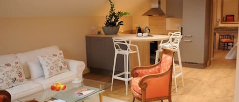 gite-meuble-2eme étage Domaine du Buc