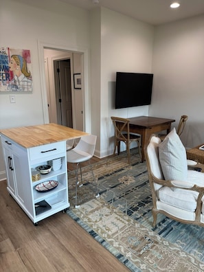 Flip up counter with seating for the kids to help the chef!