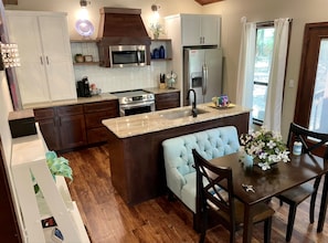 Kitchen & Dining Area