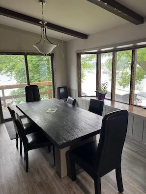 Main level dining area