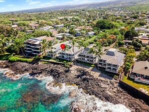 Gorgeous Ocean Front Property- Hale Kai O Kona