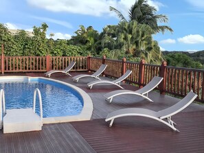 Vue sur piscine