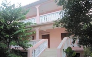 Façade
