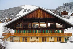 Façade
