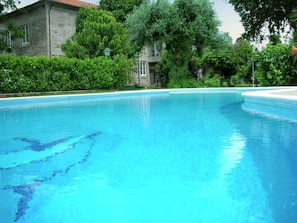 Vue sur piscine