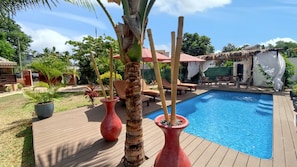 Vue sur piscine