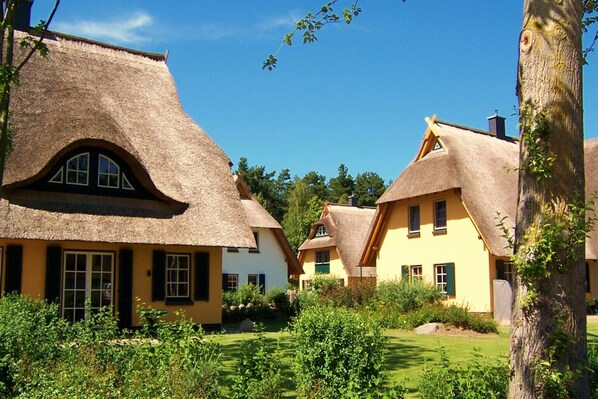 Außenseite Ferienhaus [Sommer]