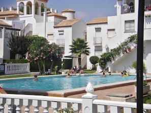 Vue sur piscine