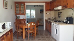 Le Mas de la Sirole-Cuisine-Colomars-GĂźtes de France des Alpes-Maritimes