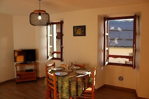GĂźte PrimevĂšre - Repas - Beuil - GĂźtes de France Alpes-Maritimes