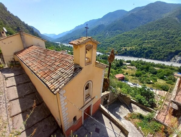 Chapelle Saint-Jean-Touet-Sur-Var-Gîtes de France des Alpes-Maritimes