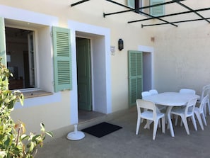Gßte N°2 Espace des Oliviers-Terrasse-Castagniers-Gßtes de France des Alpes-Maritimes