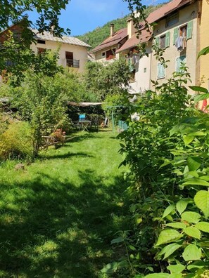 Gßte Le Portalet- Jardin -Saint-Etienne-de-Tinée - Gßtes de France des Alpes-Maritimes