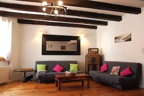 Le Gßte du Four-Séjour/Salon/Cheminée-Saint-Martin-Vésubie-Gßtes de France des Alpes-Maritimes