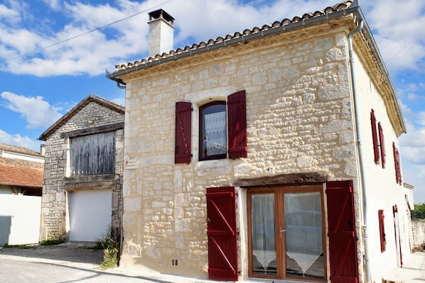 Façade