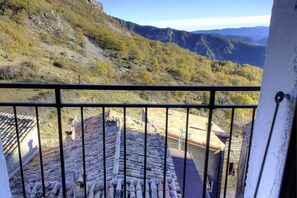 Gîte l'Auvarois 1 - AUVARE - Balconet sur Séjour -Gîtes de France Alpes- Maritimes