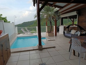 Vue sur piscine