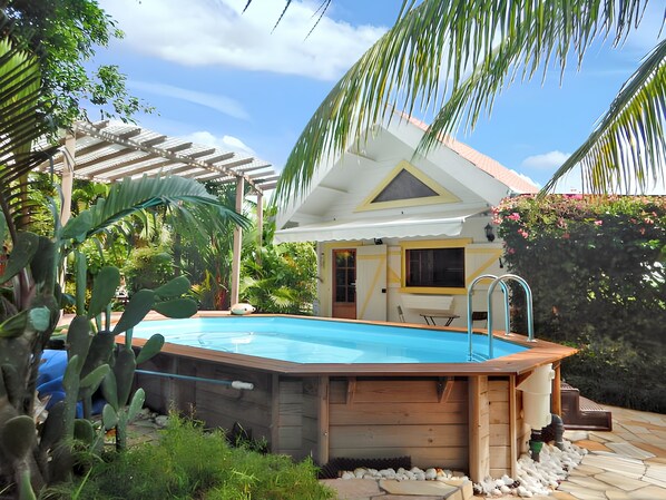 Vue sur piscine
