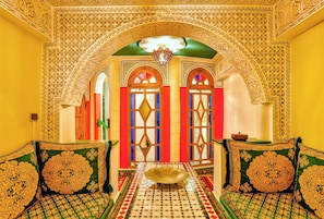 Salon