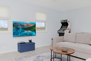 Living Room - TV (1)